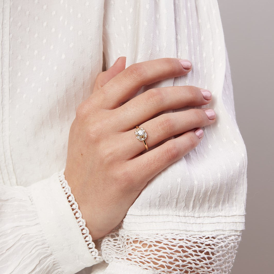 Seurat Ring set with lab diamonds