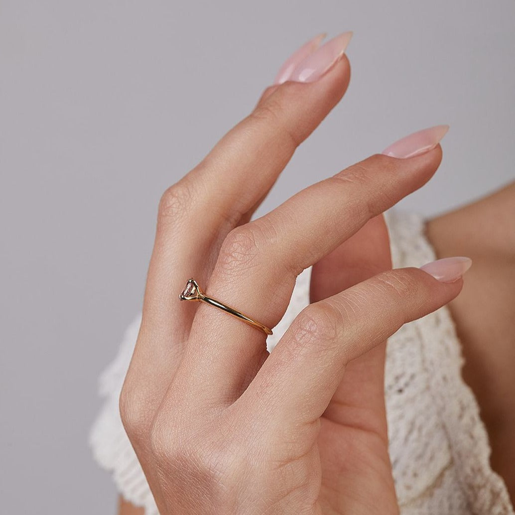 Stunning Norit Ring with Pink Sapphire