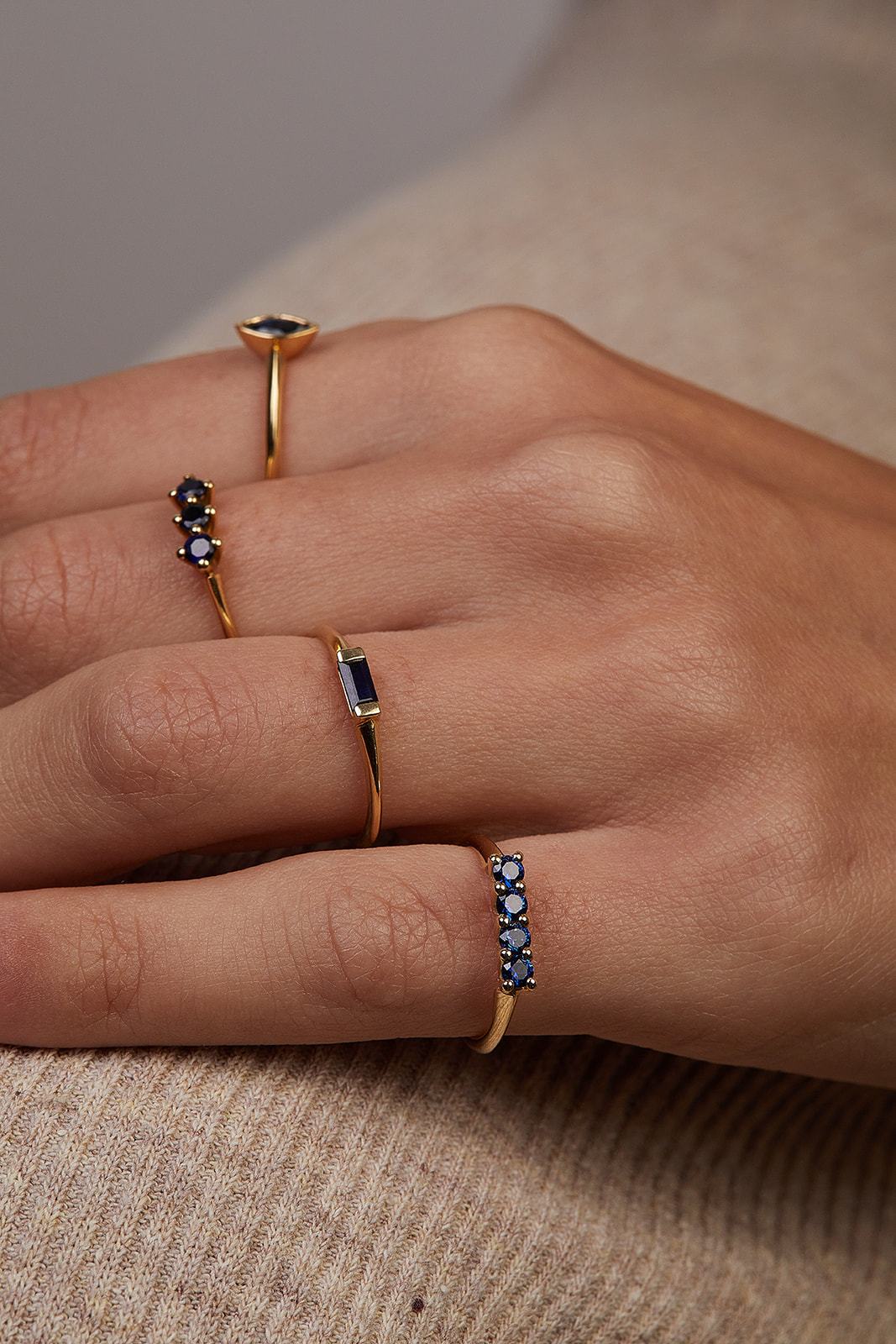 Kingfisher Ring Set with Blue Sapphires