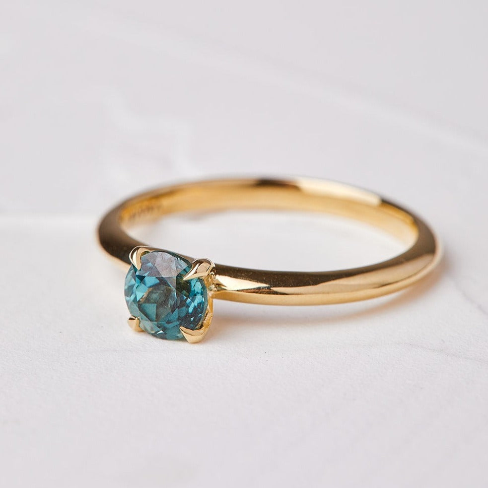 Stunning Gemstone Crocus Ring