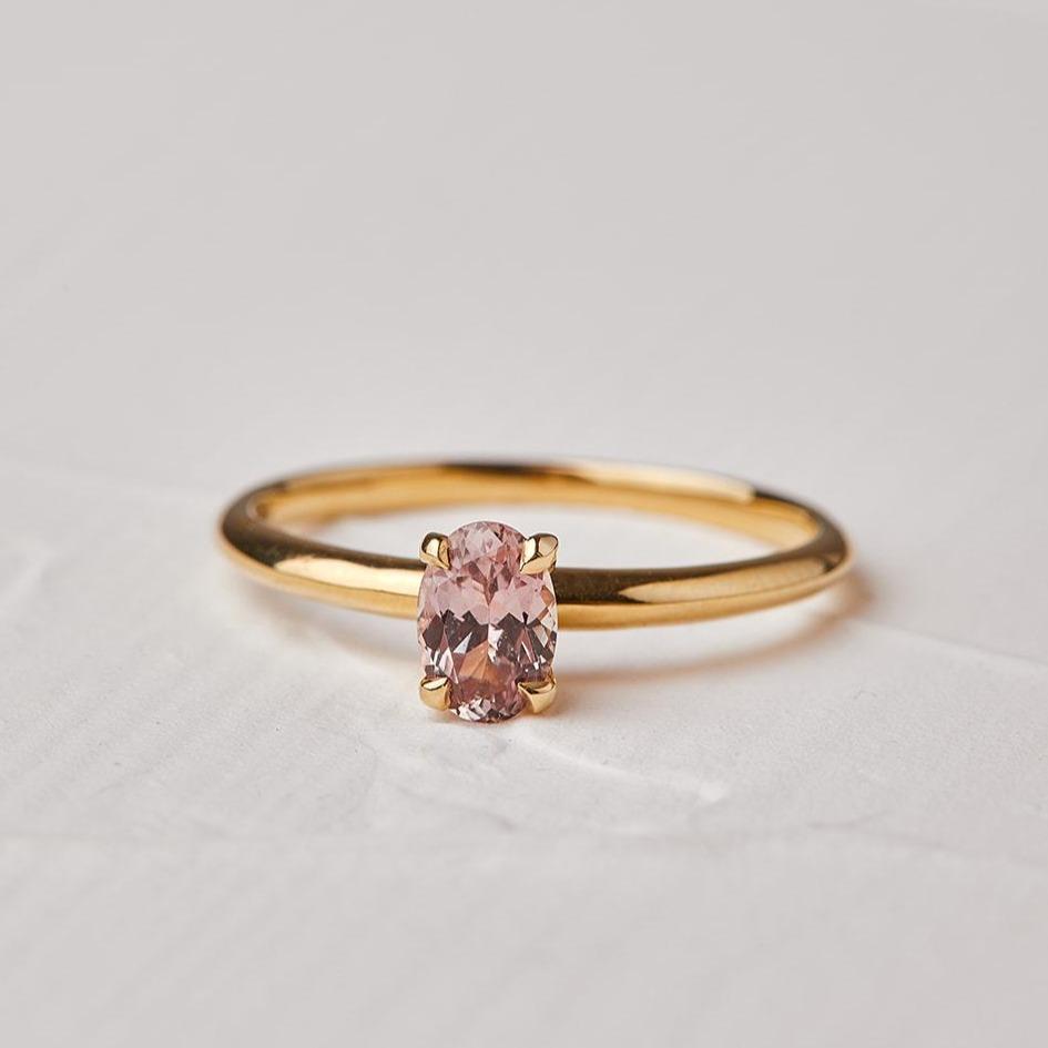 Stunning Norit Ring with Pink Sapphire