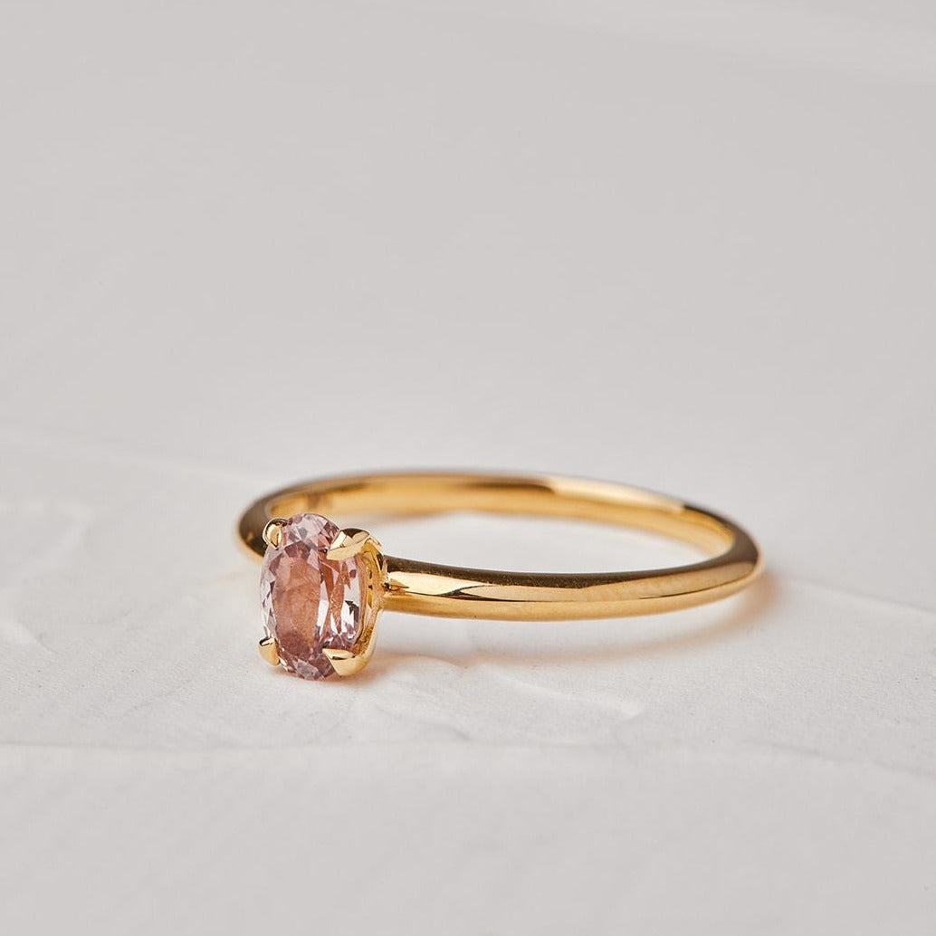 Stunning Norit Ring with Pink Sapphire