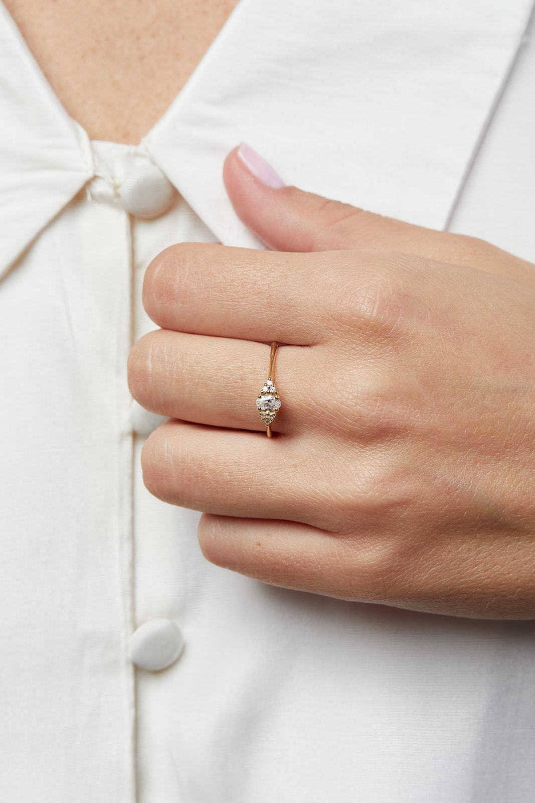 White Lily Natural Diamond Ring (0.25ct)