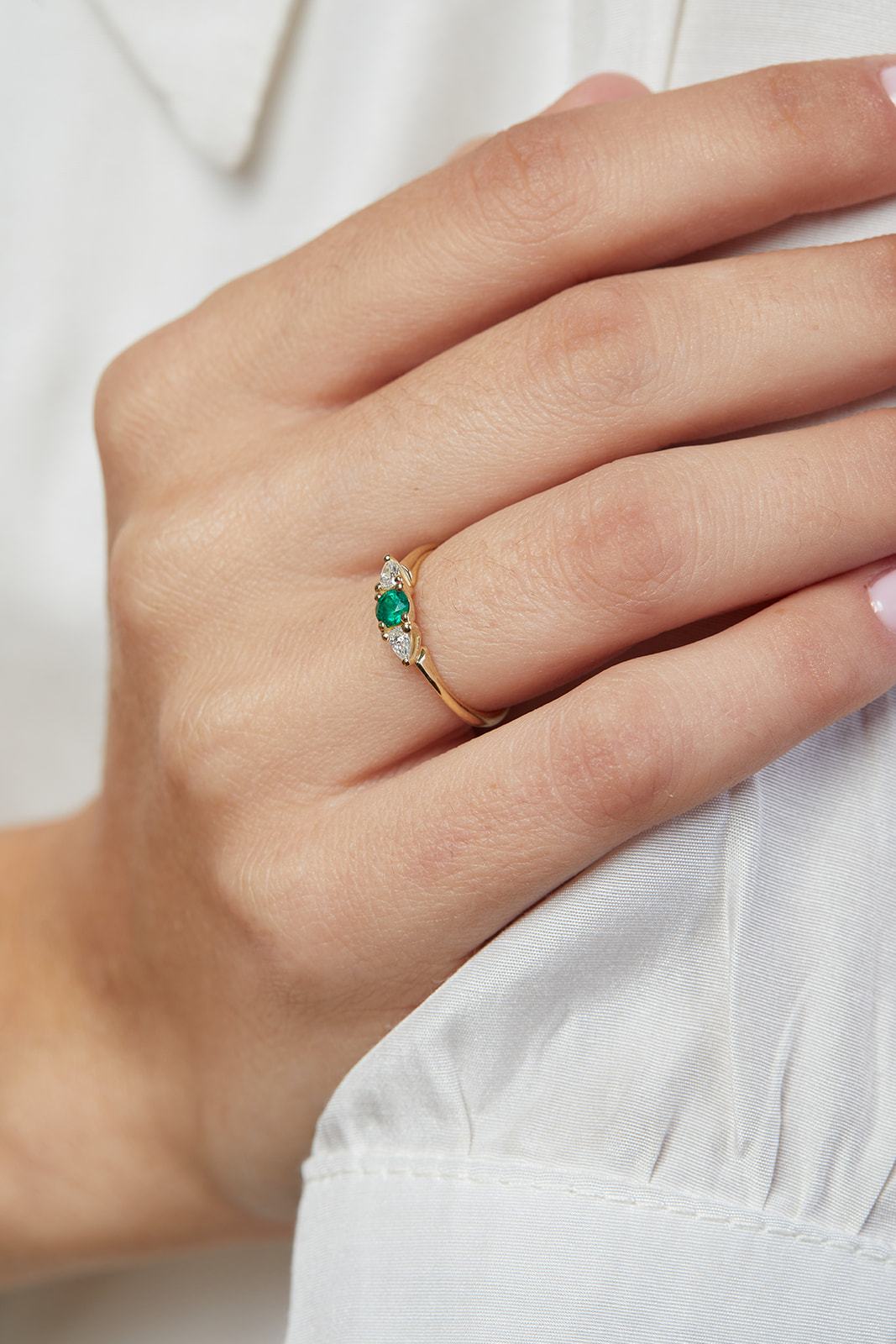Versailles Emerald & Diamond Drop Ring