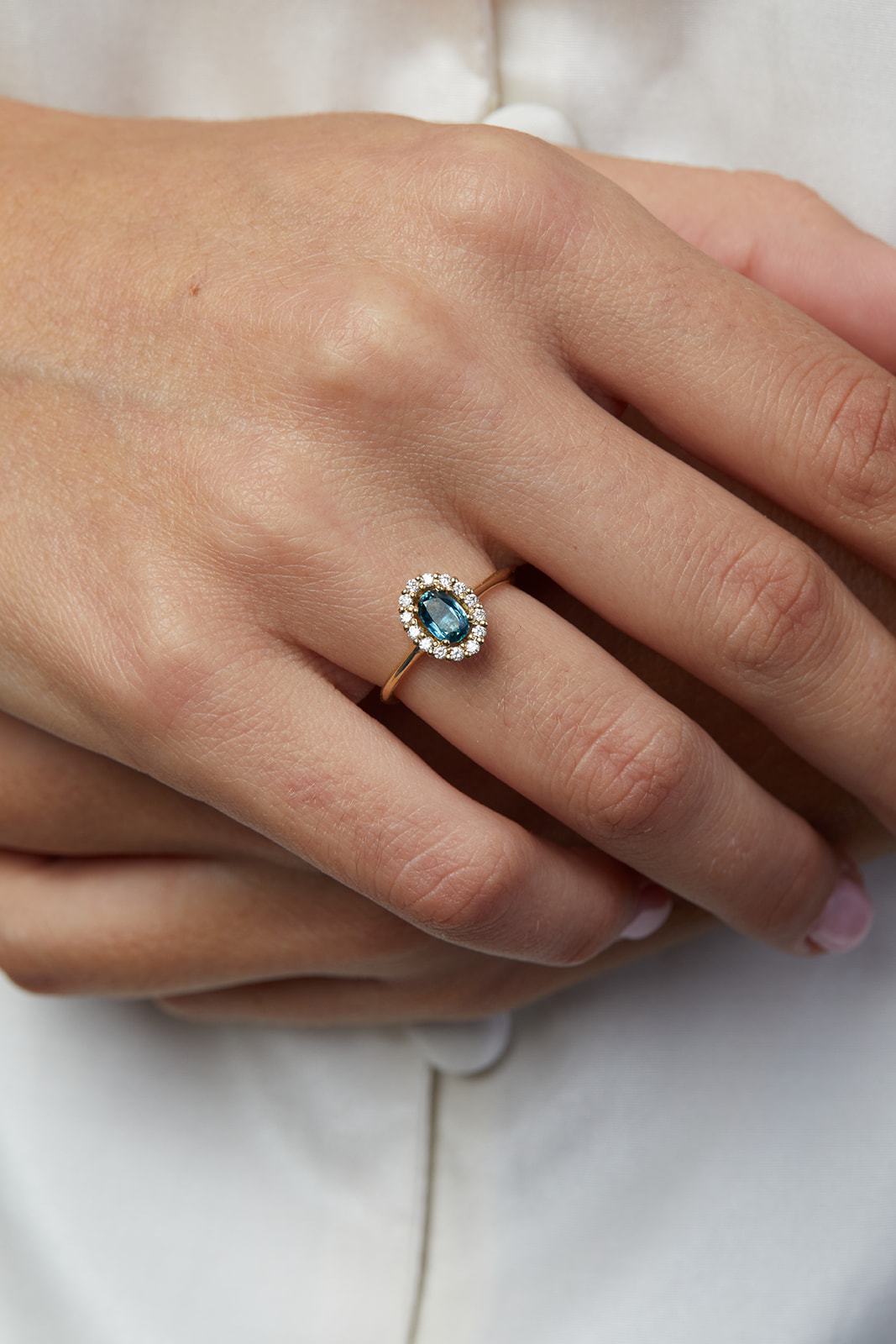 Mesmerizing Blue Sapphire Nymph Ring