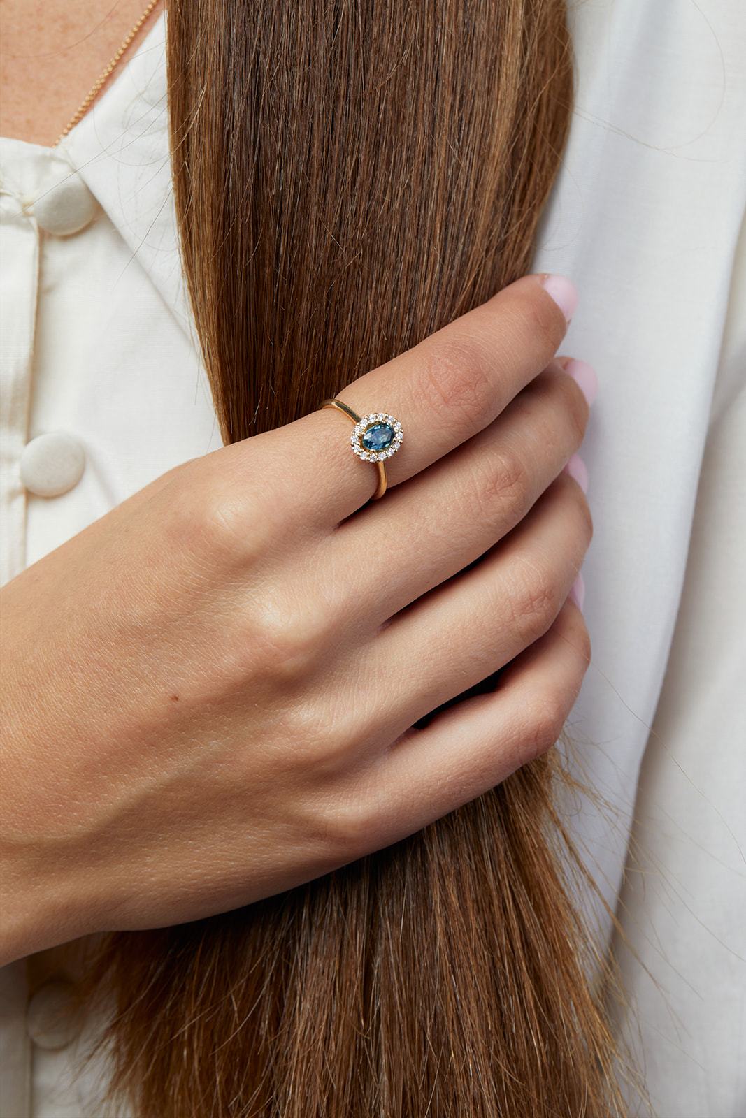Mesmerizing Blue Sapphire Nymph Ring