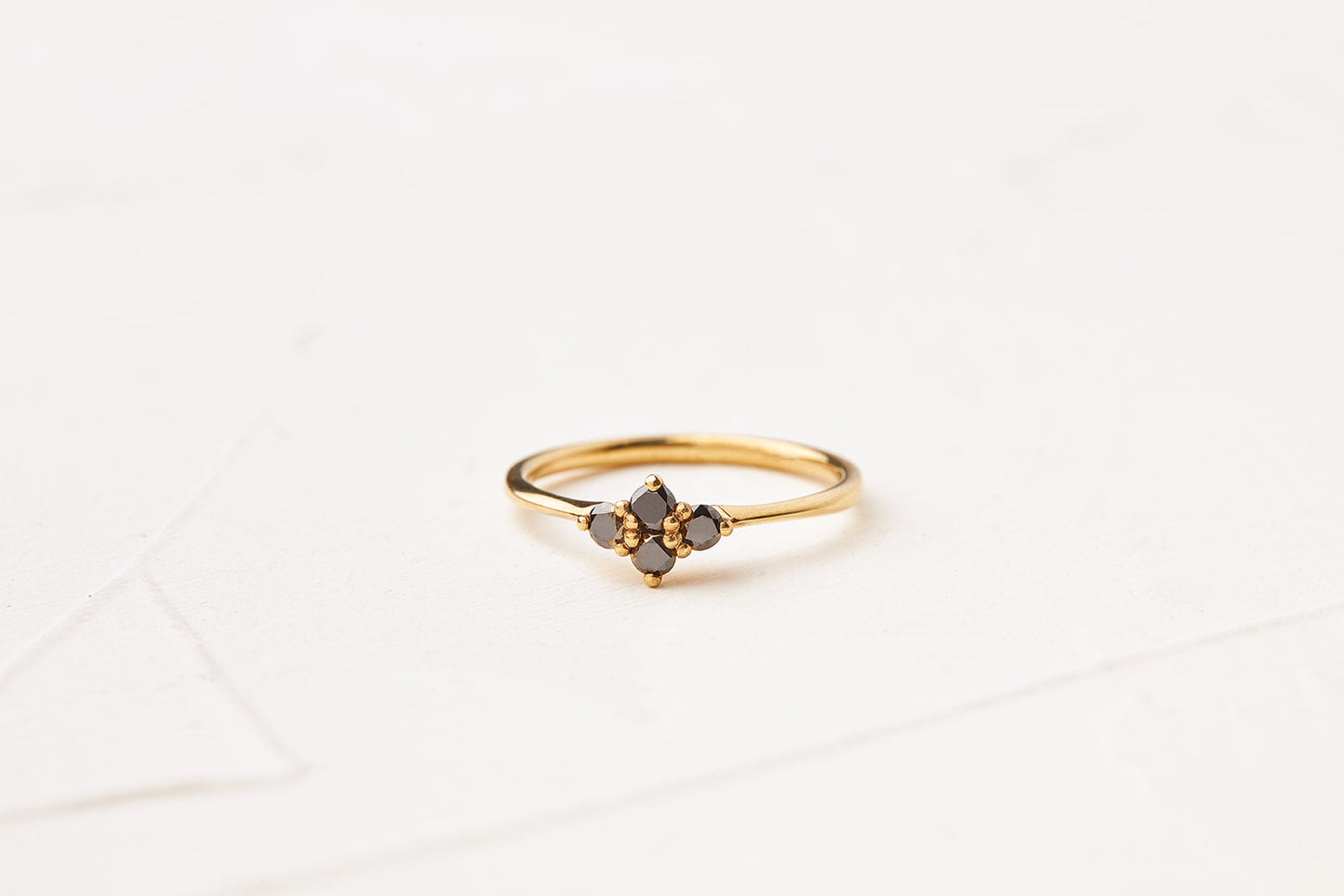 Sleek Clover Black Diamond Gold Ring