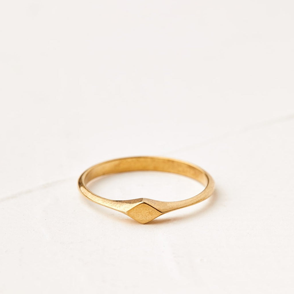 Majestic Sycamore Gold Signet Ring