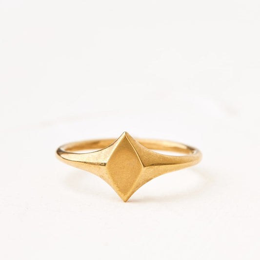 Glittering Dolev Rhombus Signet Ring