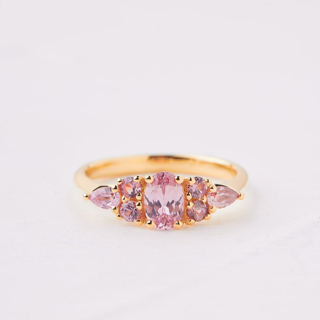 Engagement ring with pink sapphire stones