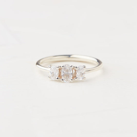 Rotem Ring with Three Lab Diamonds