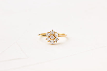 Sparkling Sunflower Diamond Gold Ring