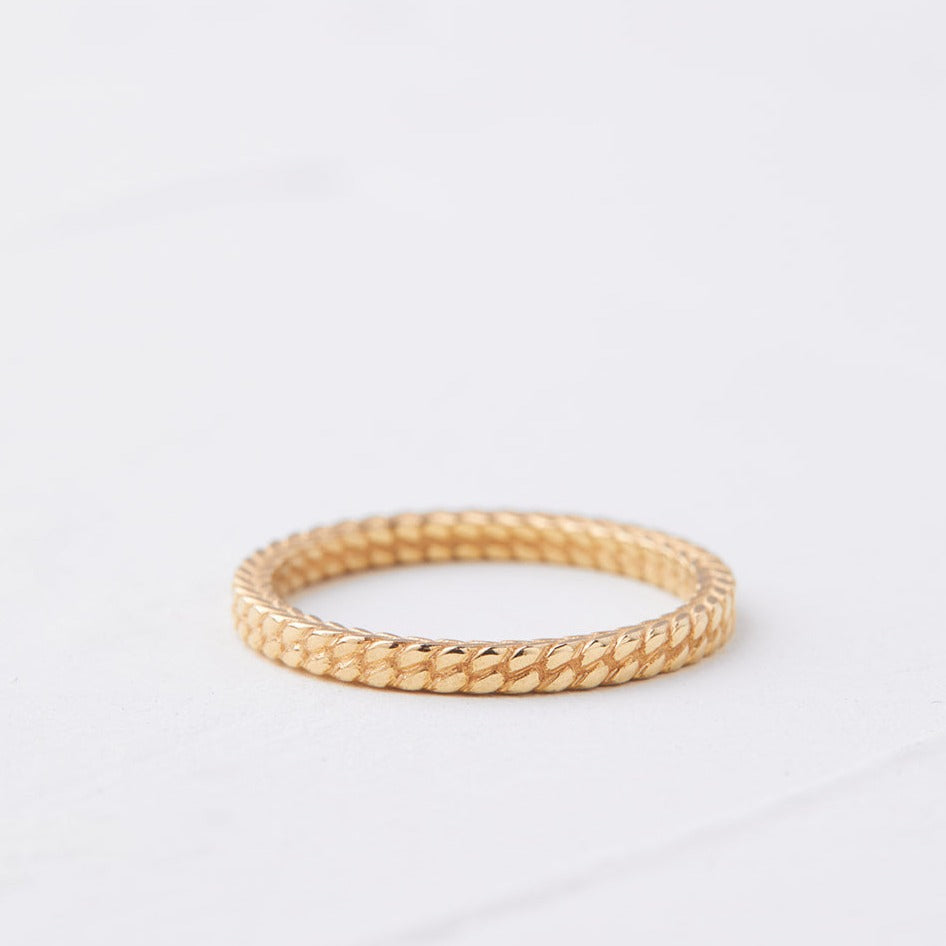 Graceful Wheat Braided Gold Ring